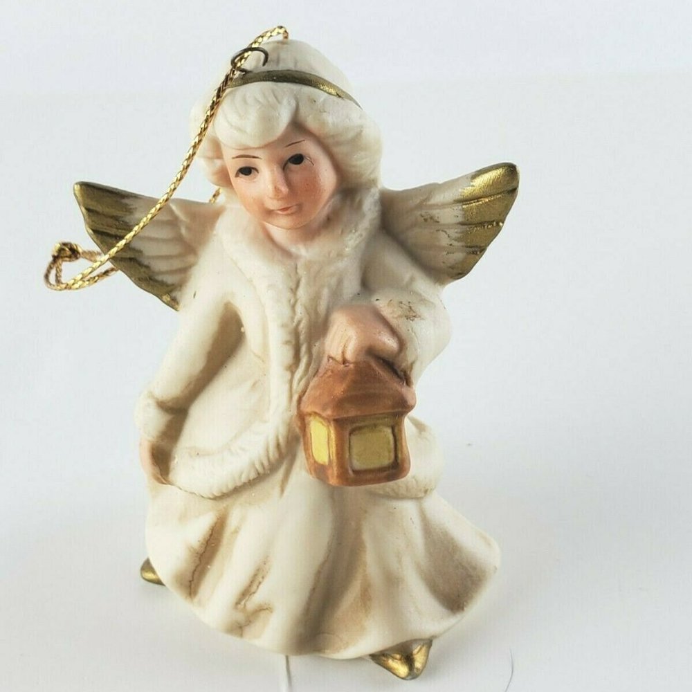 Beautiful HOMCO Christmas Angel Ornament Porcelain 3" Tall Made in in Taiwan EUC